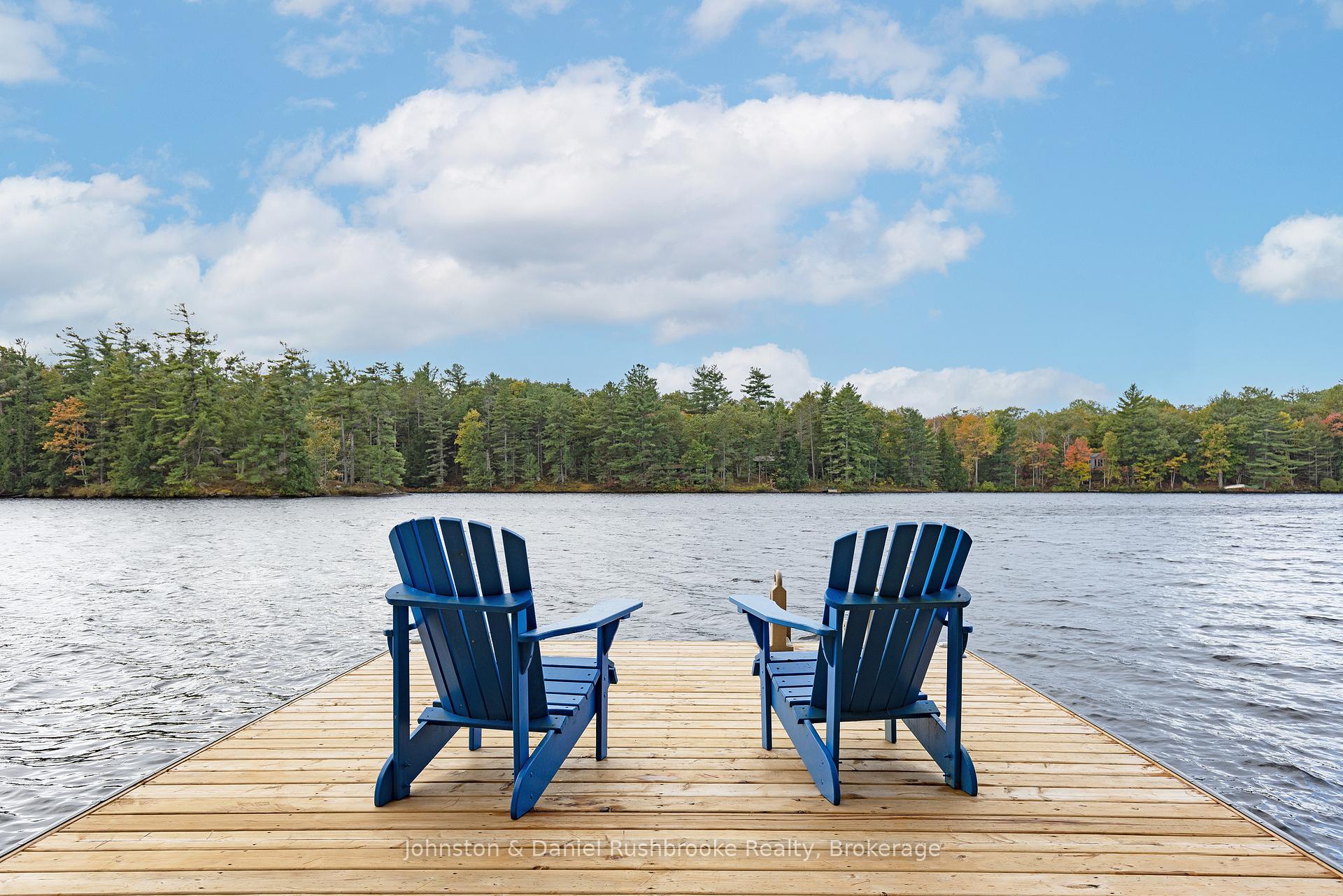 Photo 2 of 621 Peninsula Road, Gravenhurst, Wood (Gravenhurst) — HOMEH