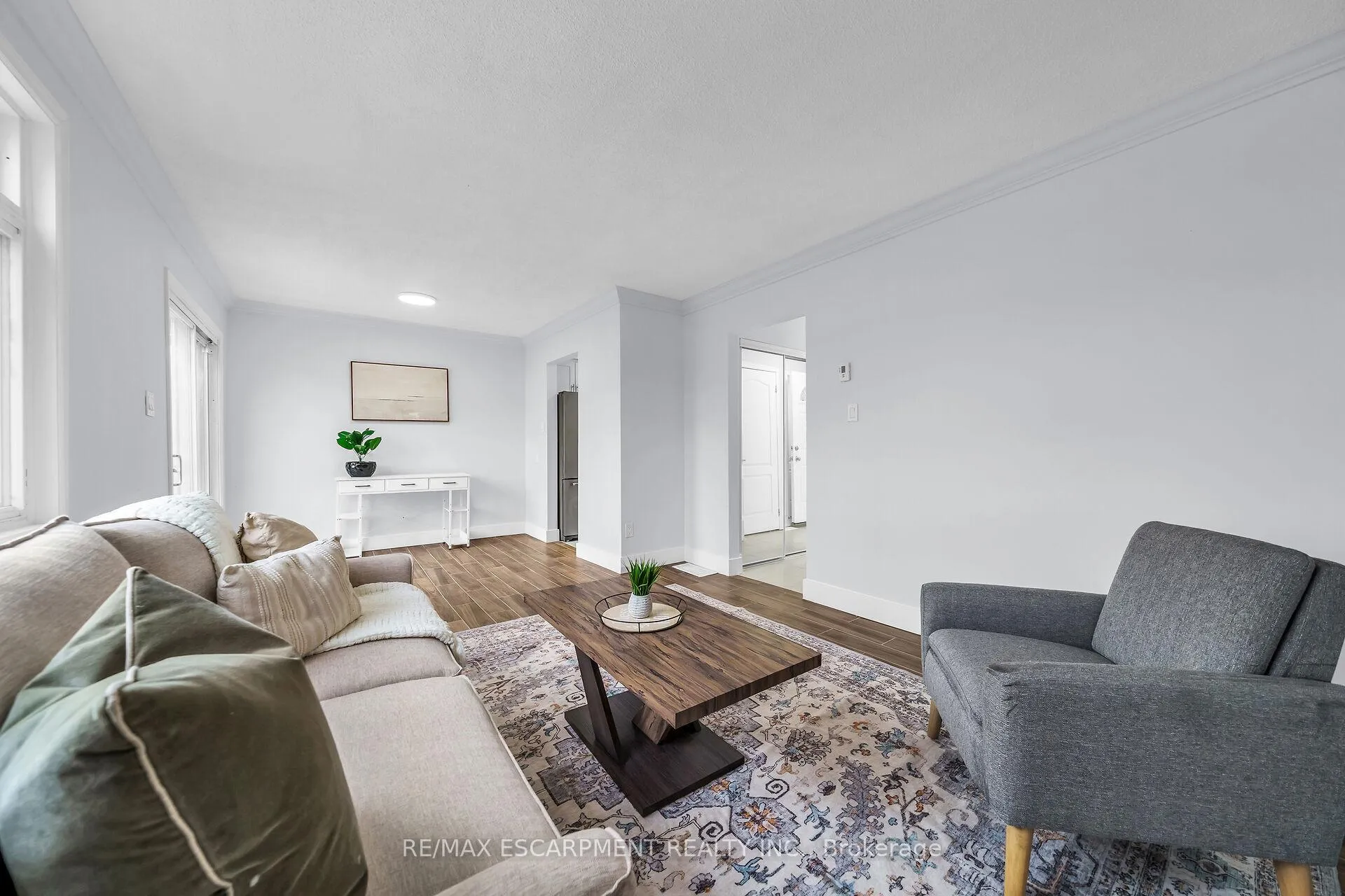 Photo 12 of Unit 20, 125 Limeridge Road W, Hamilton, Rolston — HOMEH