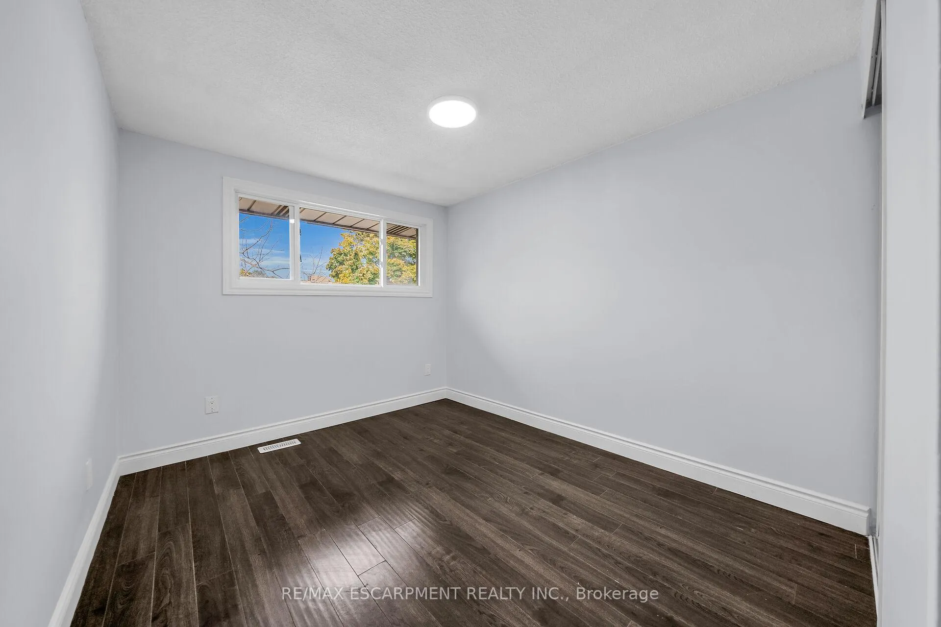 Photo 20 of Unit 20, 125 Limeridge Road W, Hamilton, Rolston — HOMEH