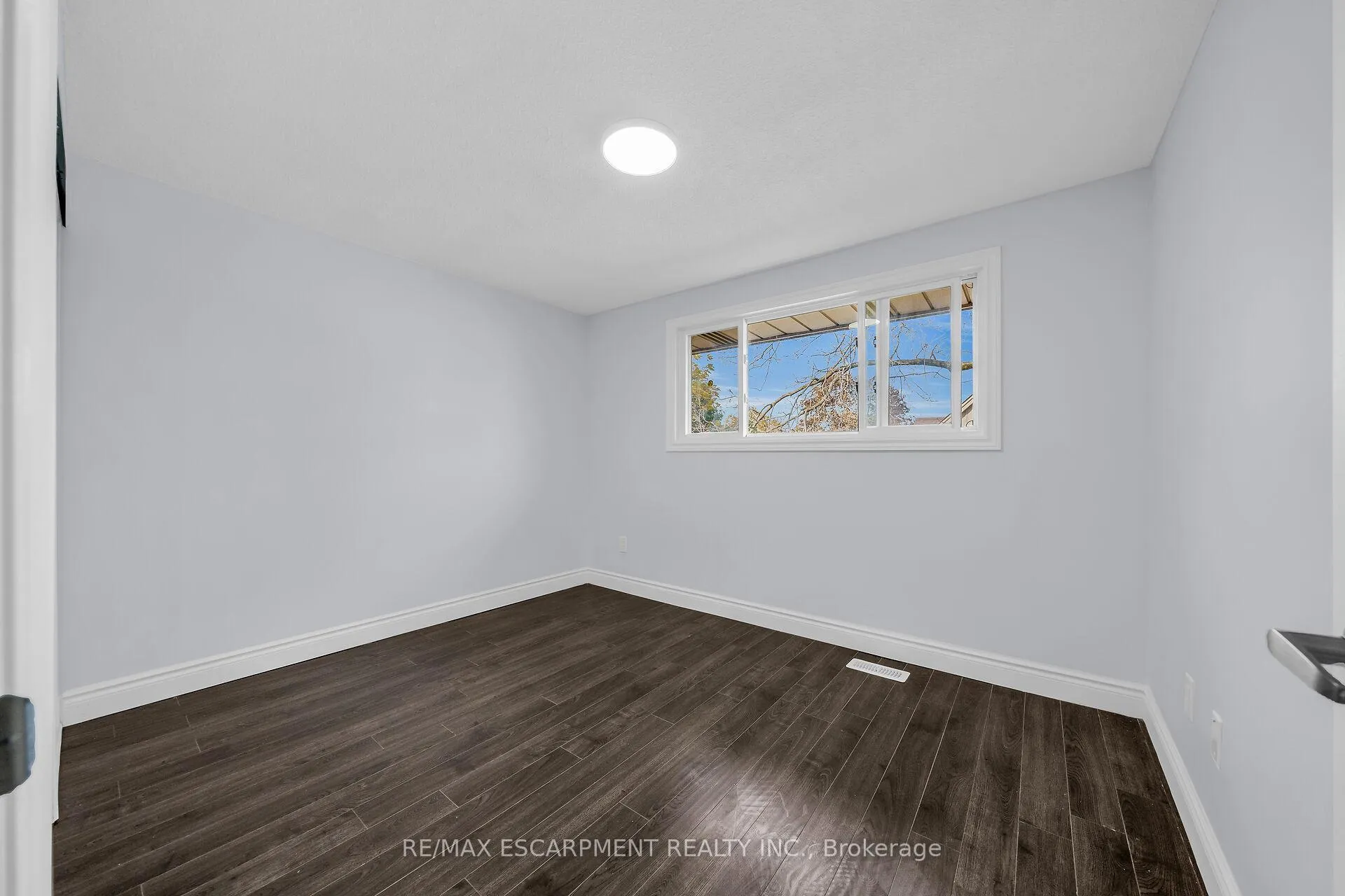 Photo 21 of Unit 20, 125 Limeridge Road W, Hamilton, Rolston — HOMEH