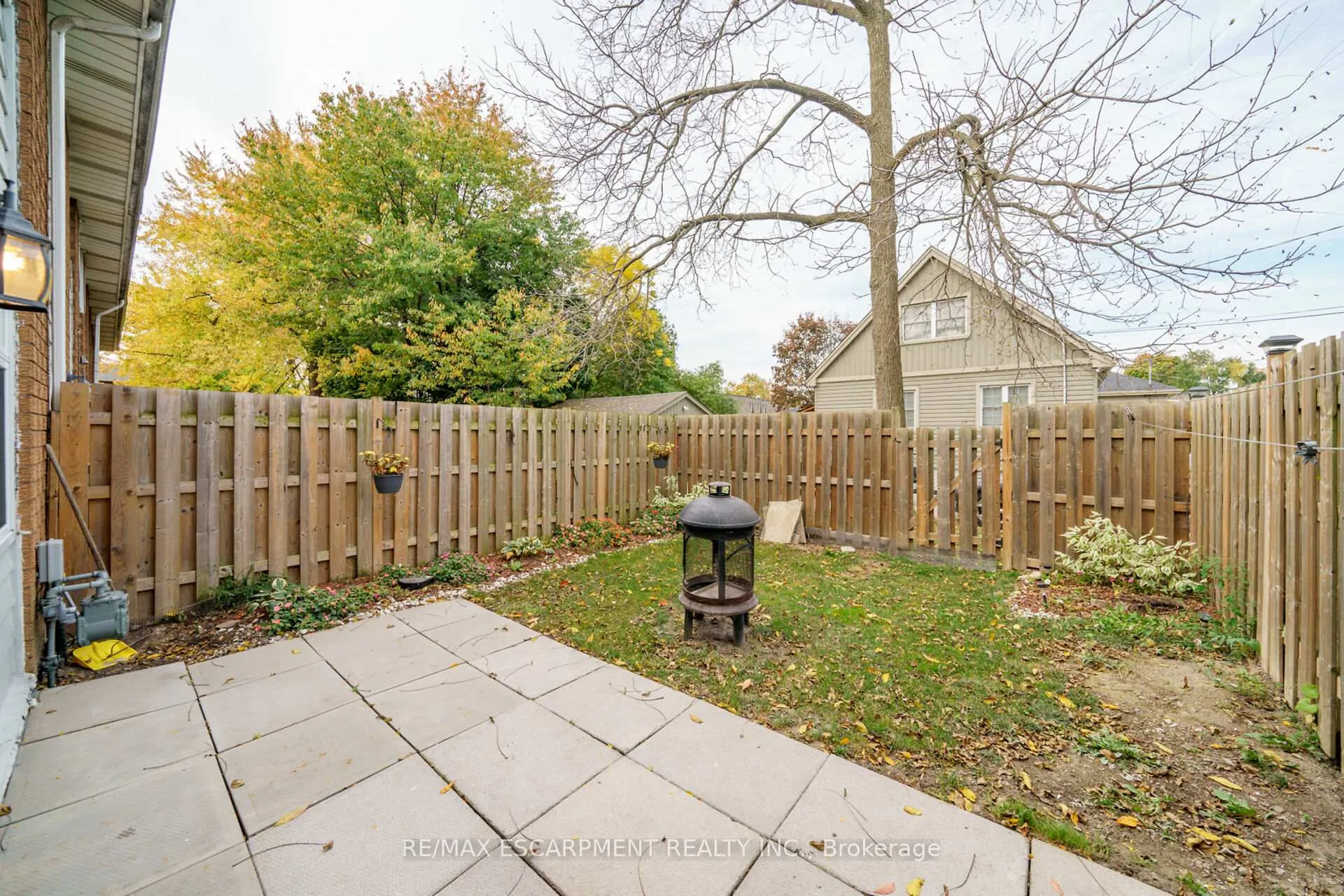 Photo 34 of Unit 20, 125 Limeridge Road W, Hamilton, Rolston — HOMEH
