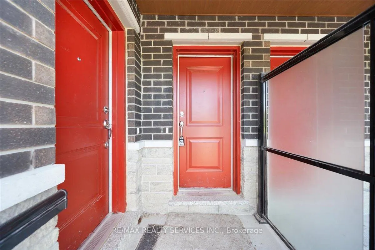 Photo 3 of Unit 622, 1034 Reflection Place, Pickering, Rural Pickering — HOMEH