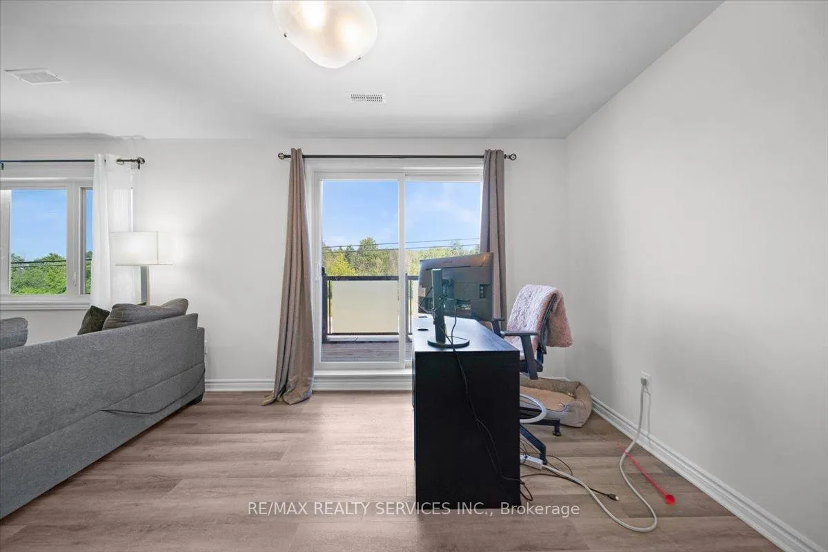 Photo 12 of Unit 622, 1034 Reflection Place, Pickering, Rural Pickering — HOMEH