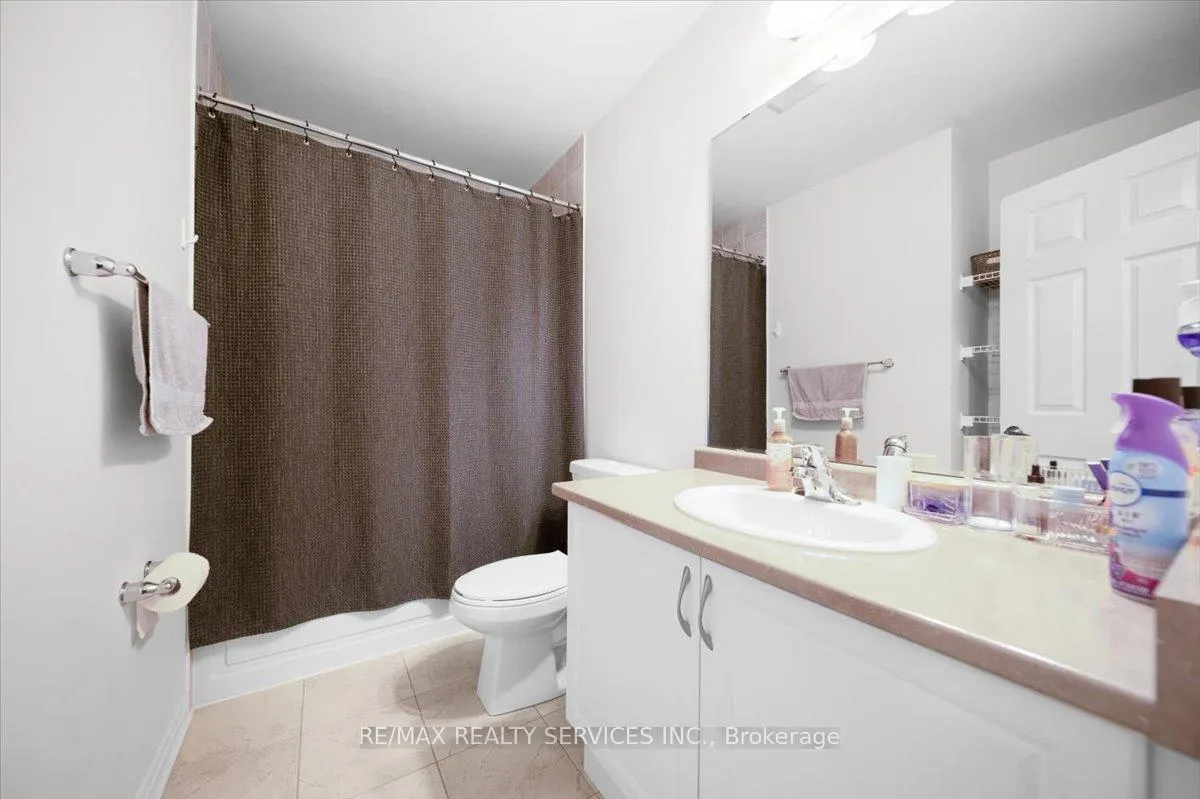 Photo 16 of Unit 622, 1034 Reflection Place, Pickering, Rural Pickering — HOMEH