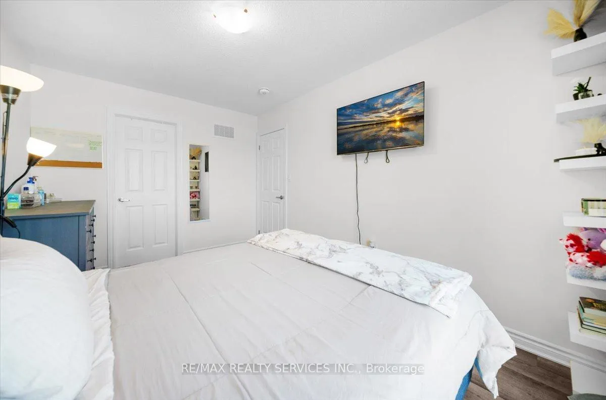 Photo 18 of Unit 622, 1034 Reflection Place, Pickering, Rural Pickering — HOMEH