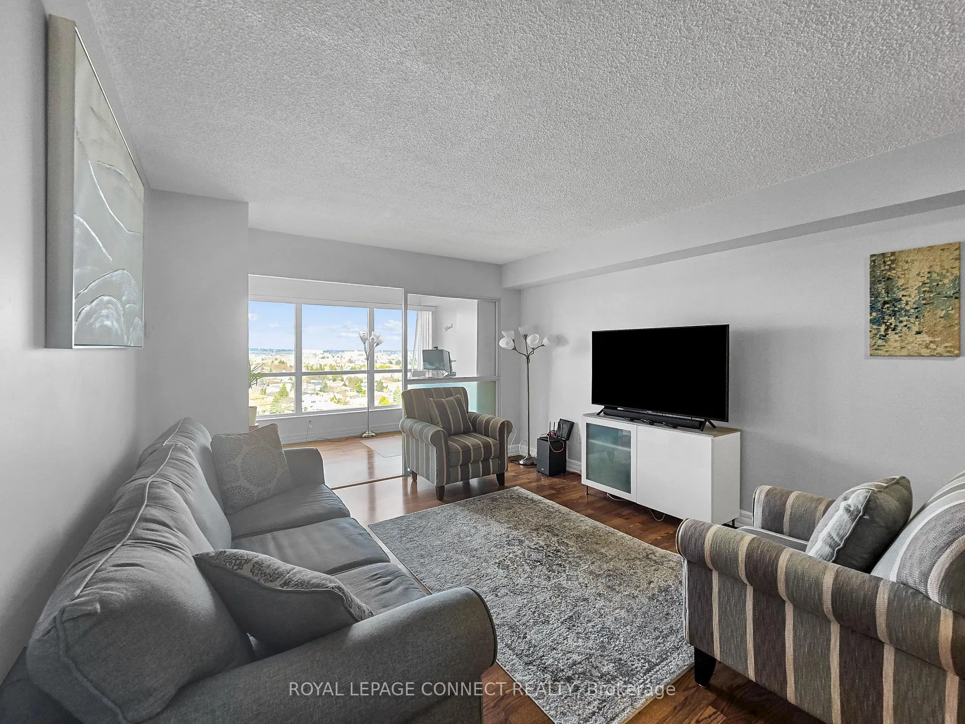 Photo 6 of Unit 1111, 712 Rossland Road E, Whitby, Pringle Creek — HOMEH