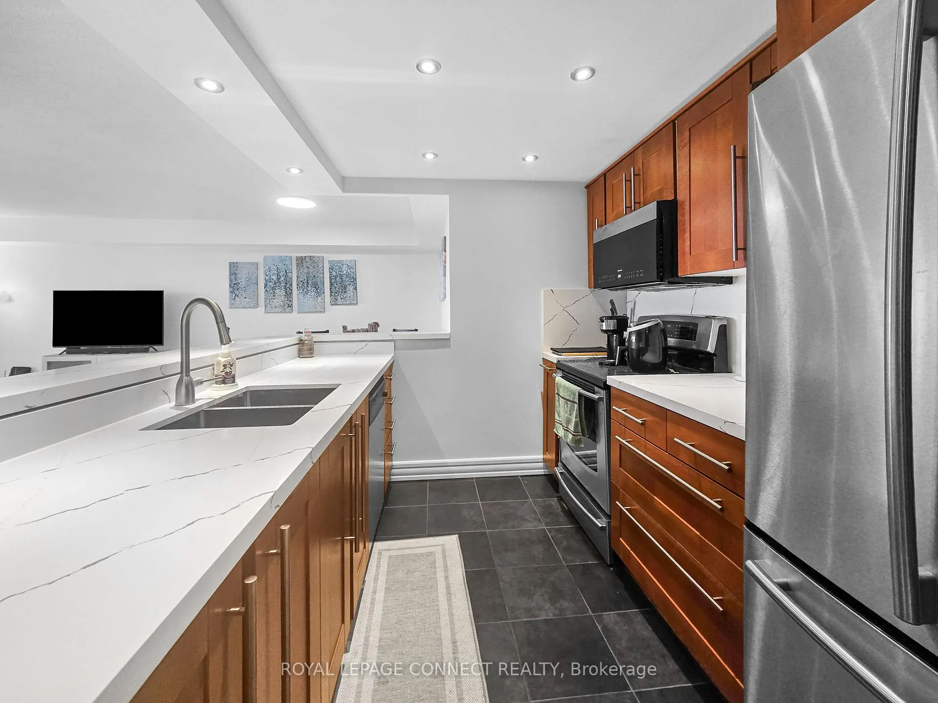 Photo 14 of Unit 1111, 712 Rossland Road E, Whitby, Pringle Creek — HOMEH