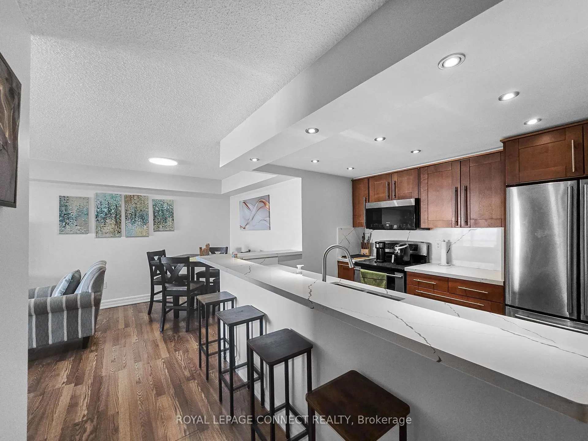 Photo 18 of Unit 1111, 712 Rossland Road E, Whitby, Pringle Creek — HOMEH