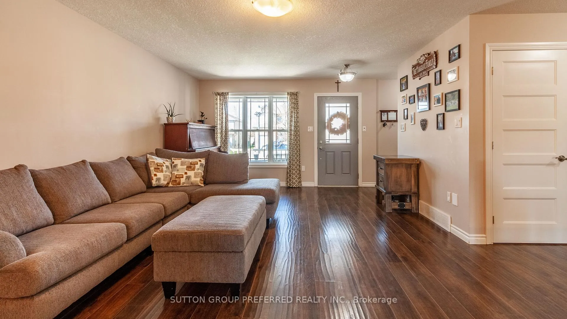 Photo 9 of 42 Leesboro Trail, Thames Centre, Thorndale — HOMEH