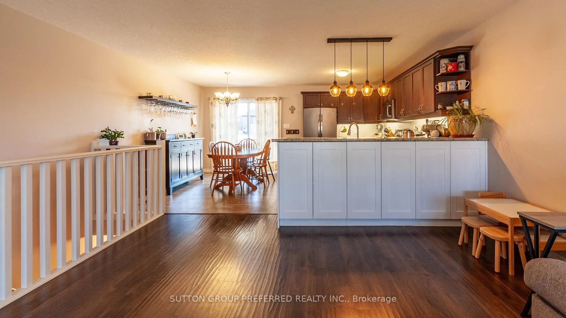 Photo 10 of 42 Leesboro Trail, Thames Centre, Thorndale — HOMEH