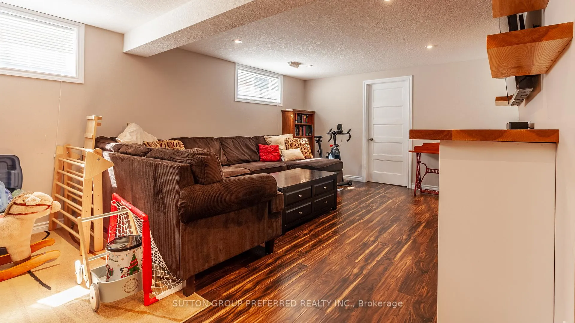 Photo 32 of 42 Leesboro Trail, Thames Centre, Thorndale — HOMEH