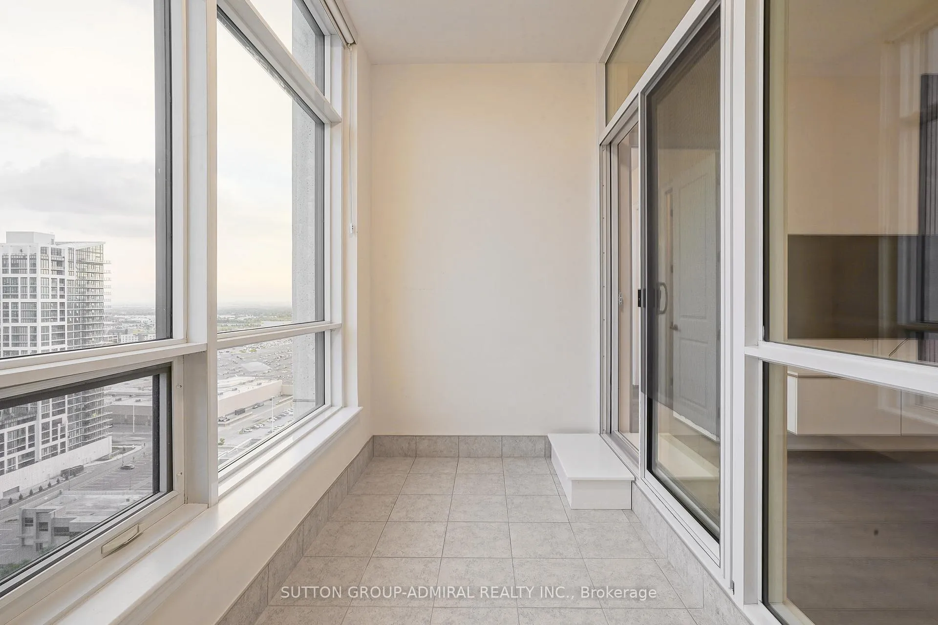 Photo 14 of Unit PH06, 9075 Jane Street, Vaughan, Concord — HOMEH