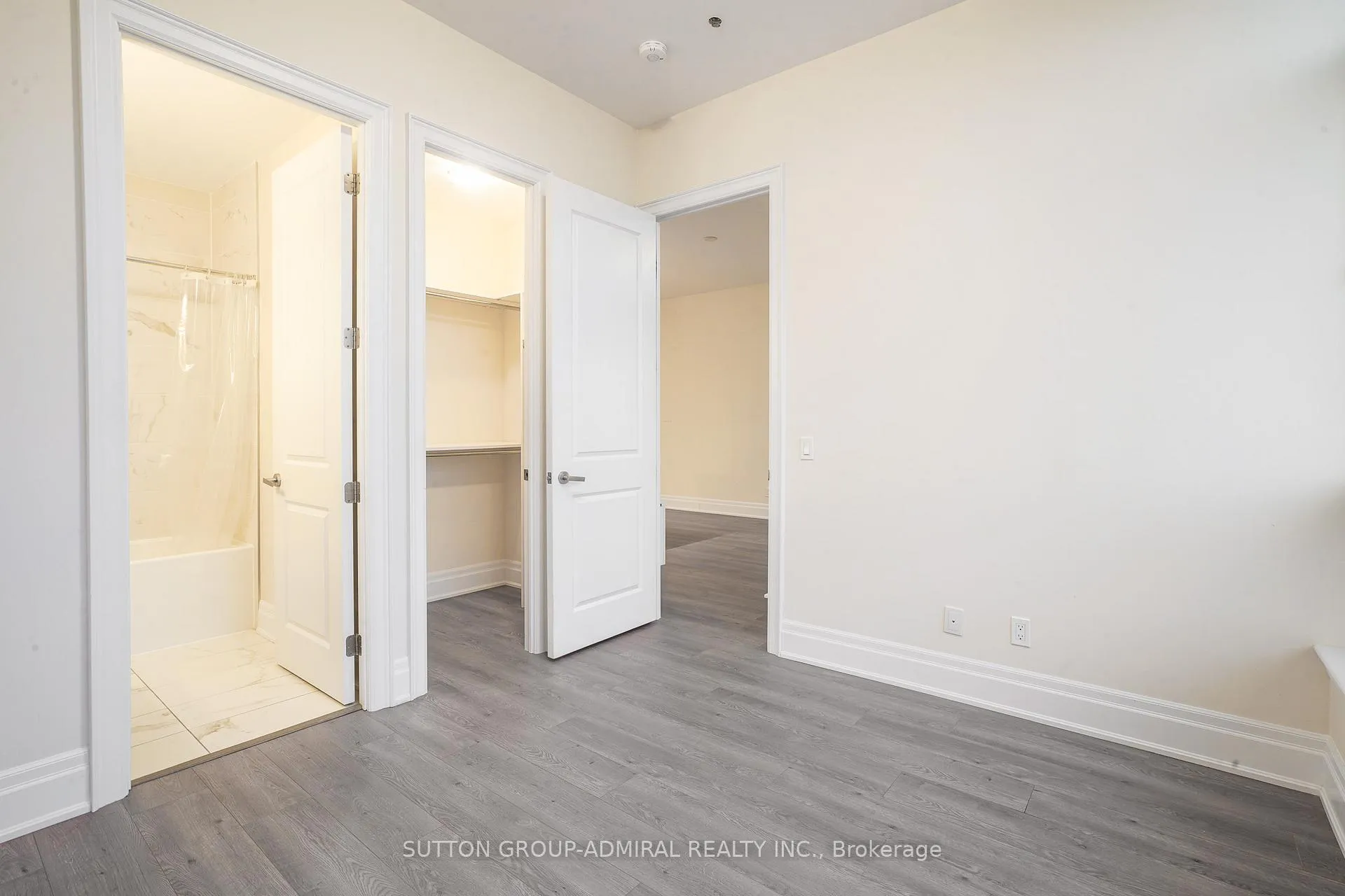 Photo 22 of Unit PH06, 9075 Jane Street, Vaughan, Concord — HOMEH