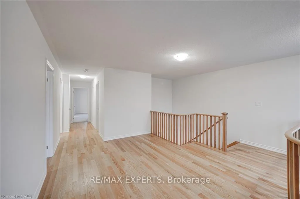 Photo 14 of 185 South Ocean Drive, Oshawa, Windfields — HOMEH