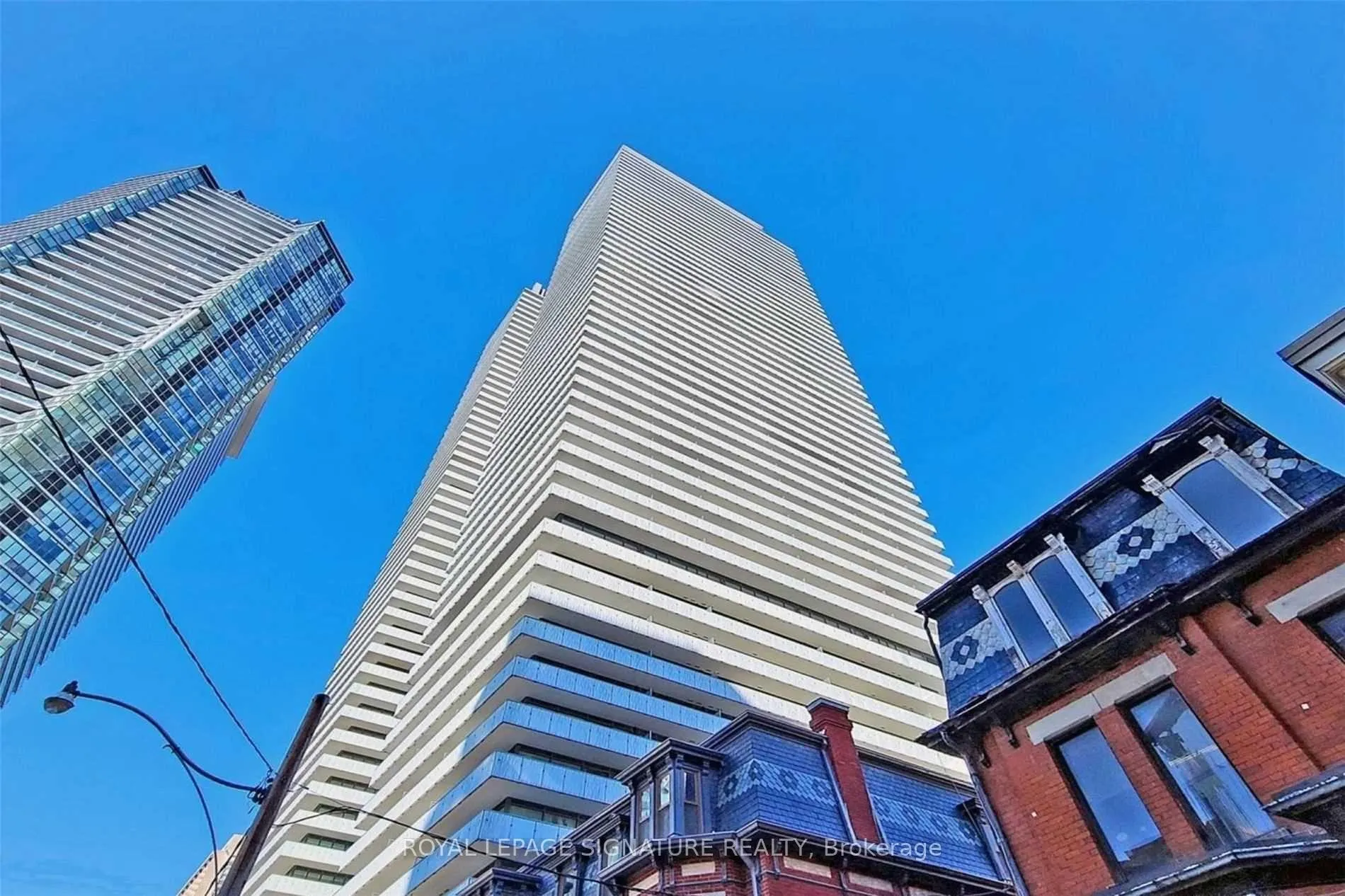 Front of Unit 1901, 50 Charles Street E