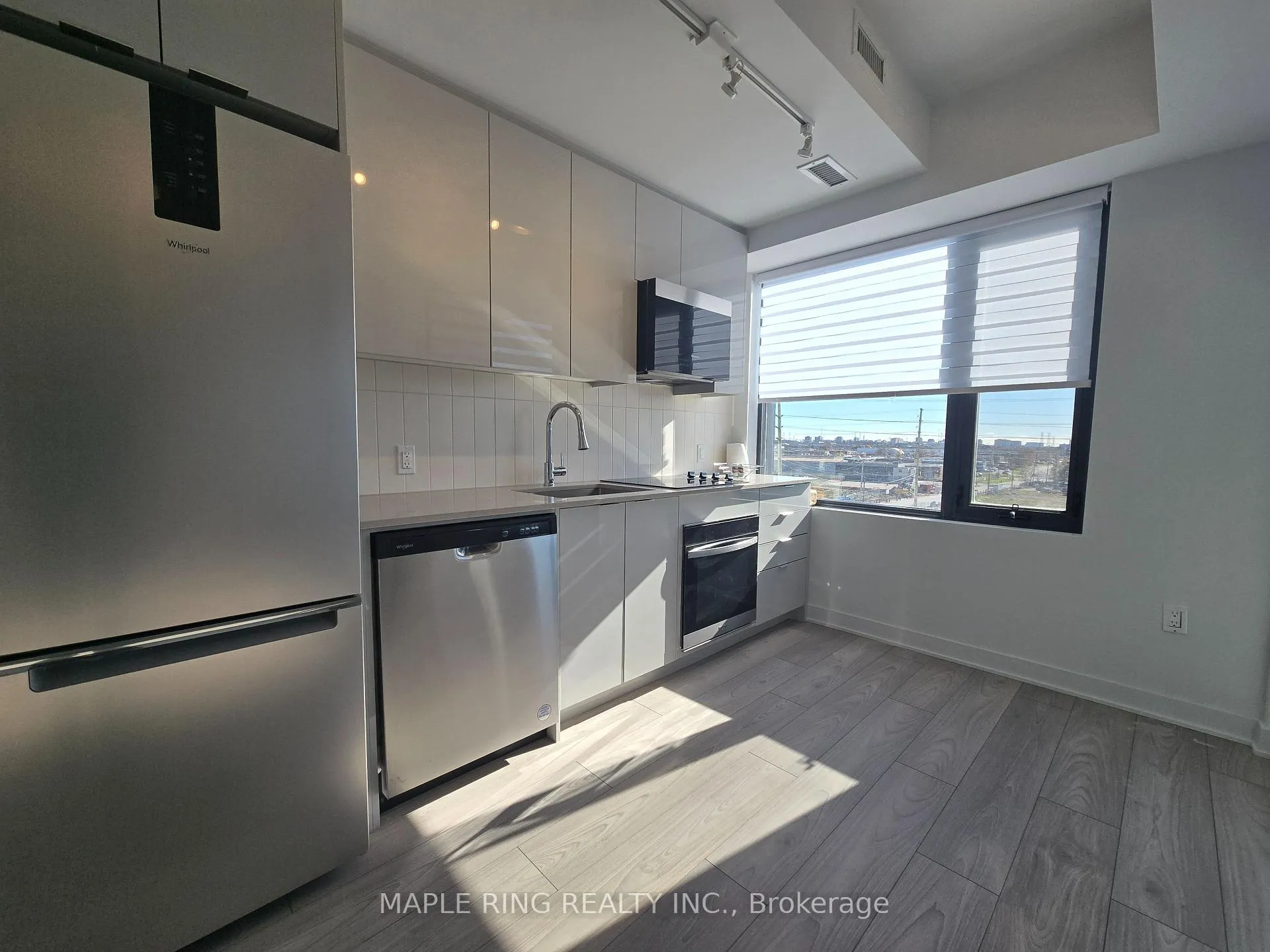 Photo 4 of Unit 510, 2920 Highway 7 Road, Vaughan, Concord — HOMEH