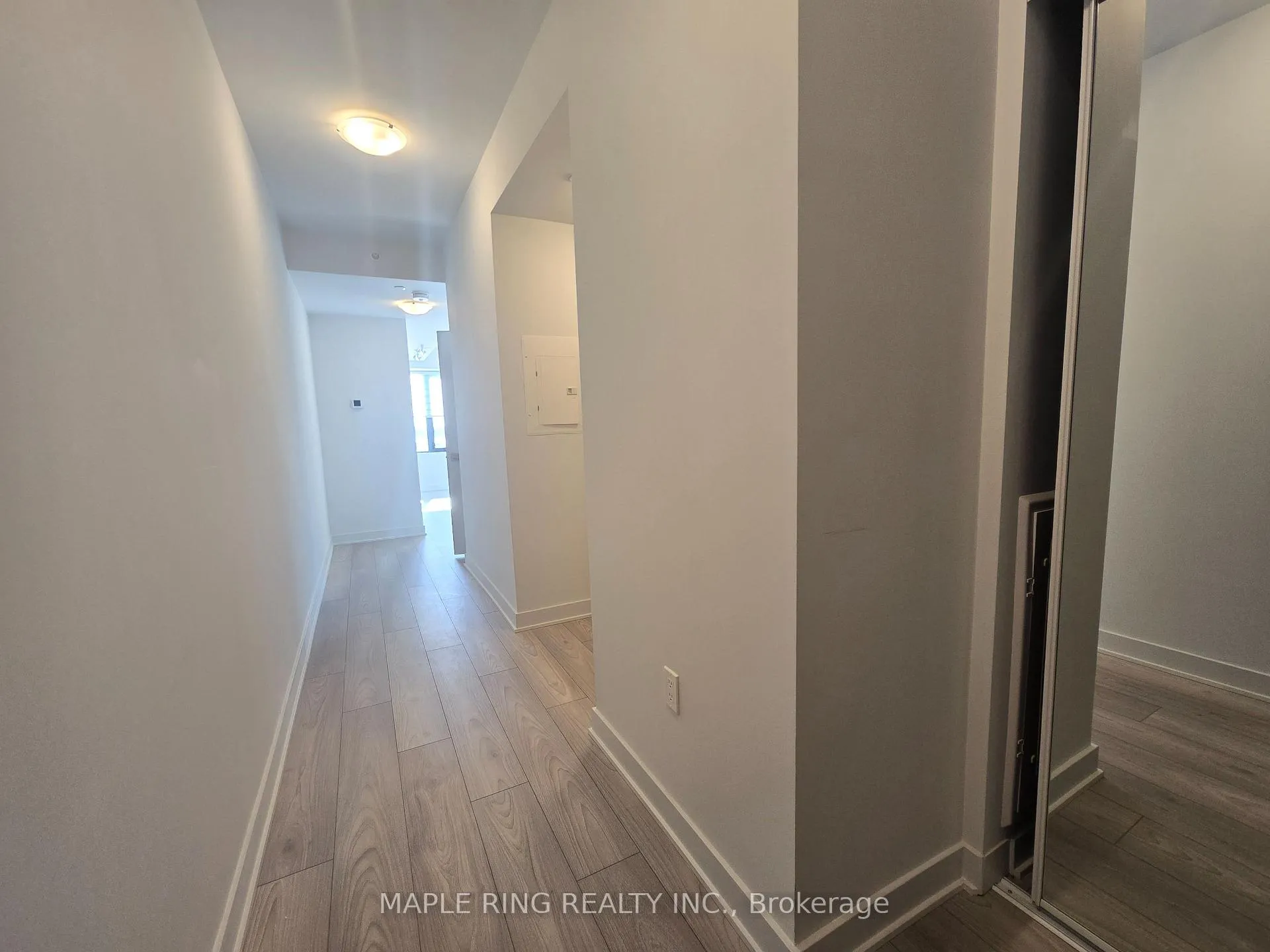 Photo 7 of Unit 510, 2920 Highway 7 Road, Vaughan, Concord — HOMEH
