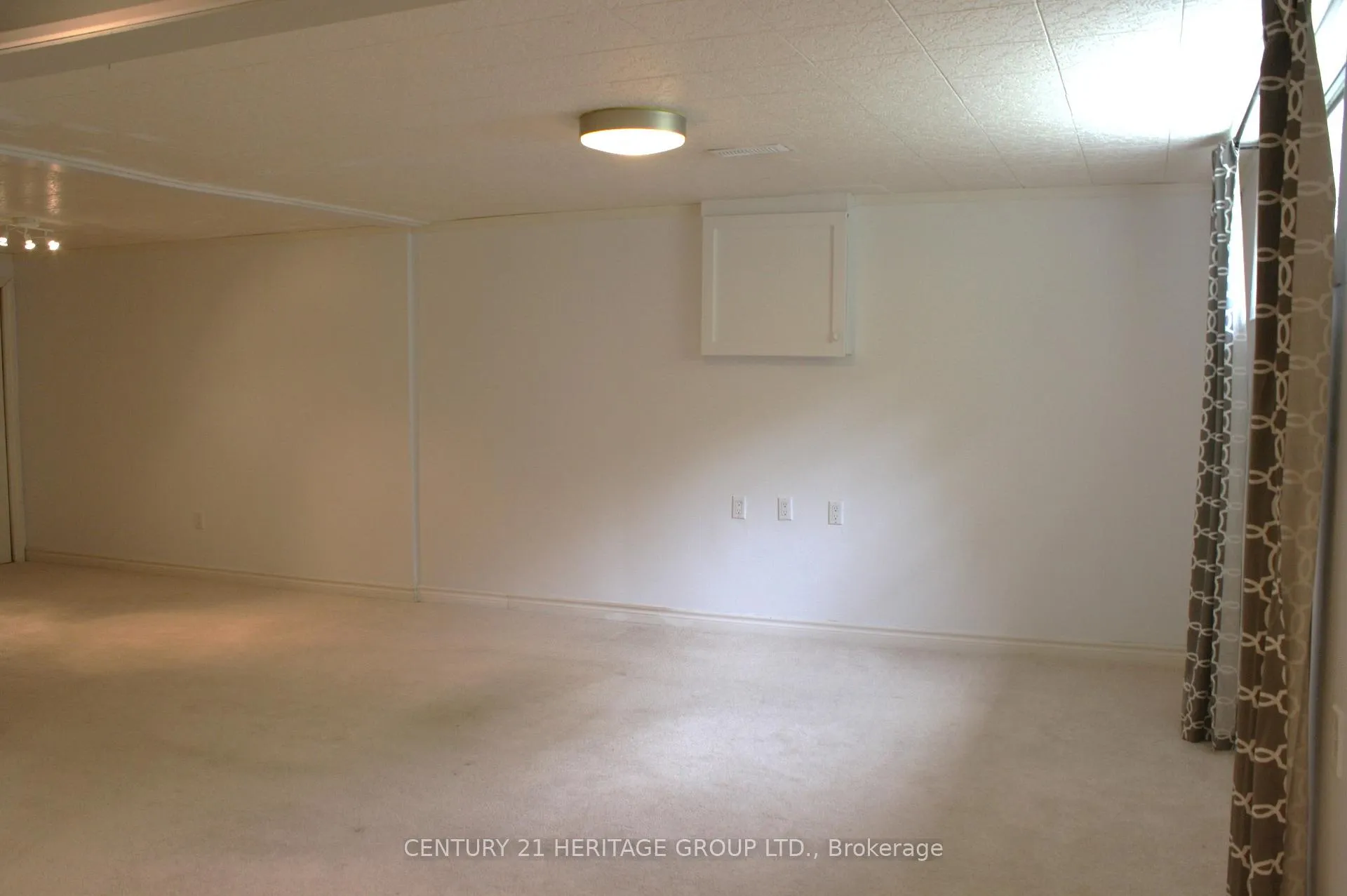 Photo 5 of 42 Jerman Street, Markham, Old Markham Village — HOMEH