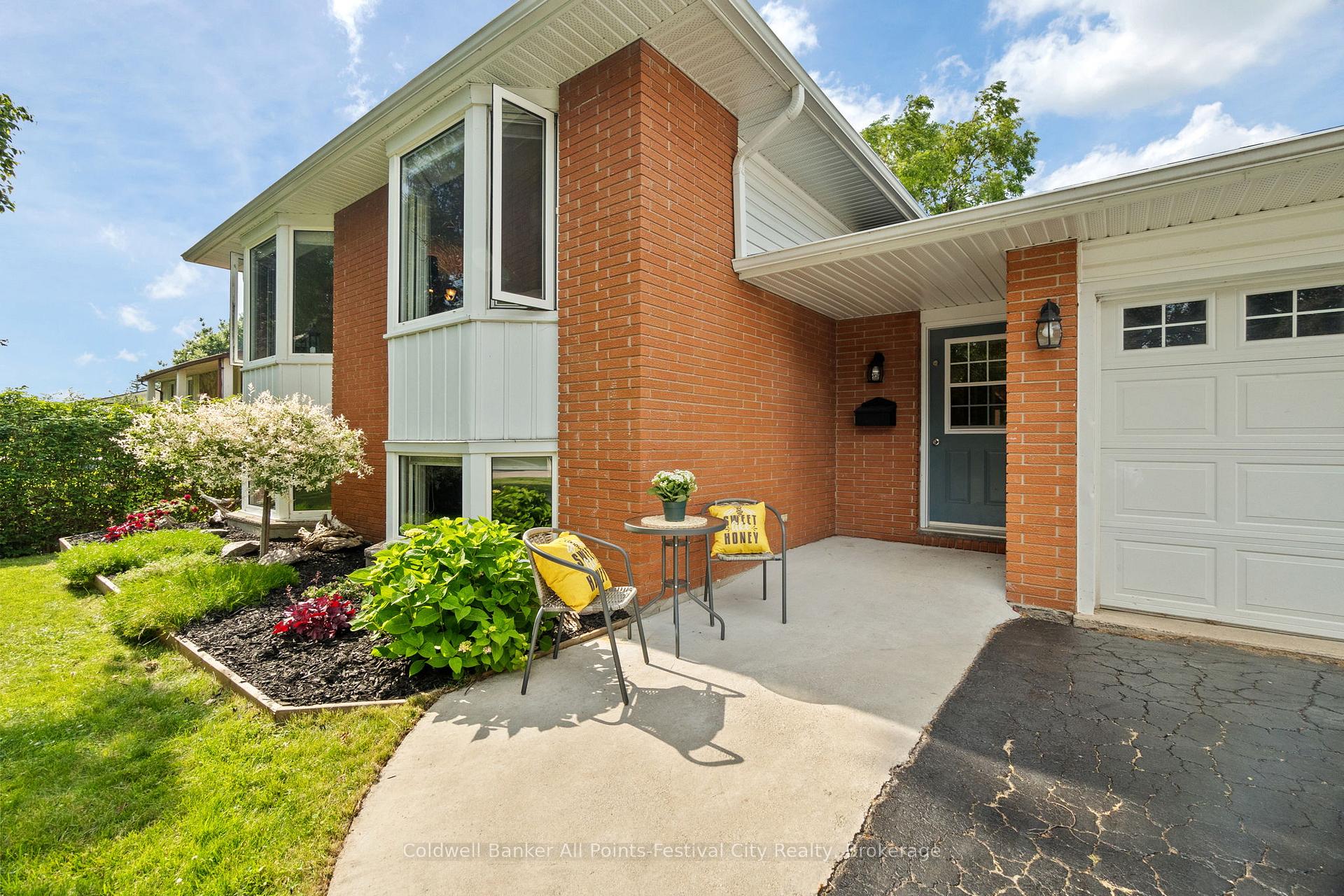 Photo 4 of 186 Rich Street, Goderich, Goderich (Town) — HOMEH