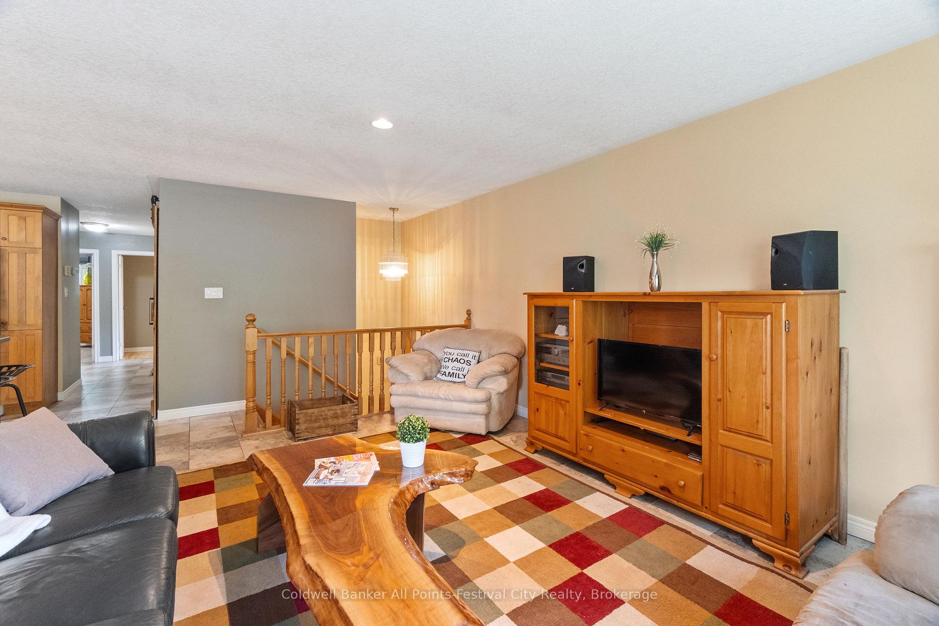 Photo 10 of 186 Rich Street, Goderich, Goderich (Town) — HOMEH