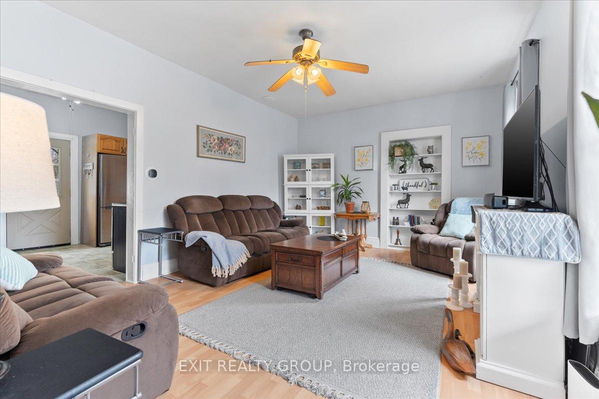 Photo 12 of 105 Hoskin Road, Belleville, Thurlow Ward — HOMEH
