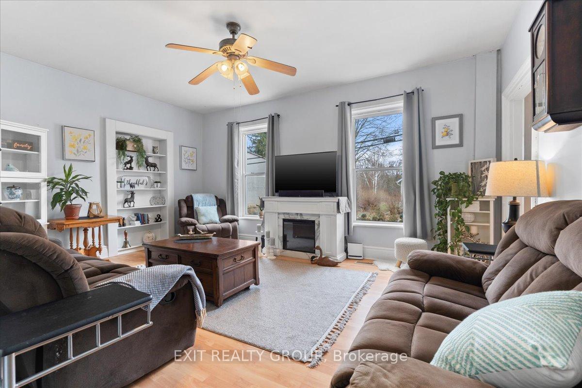 Photo 16 of 105 Hoskin Road, Belleville, Thurlow Ward — HOMEH