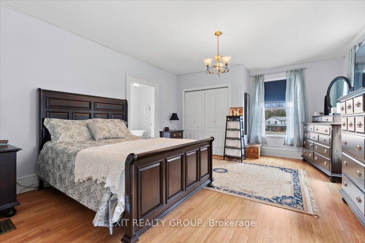 Photo 33 of 105 Hoskin Road, Belleville, Thurlow Ward — HOMEH