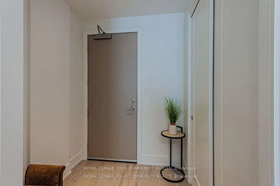 Photo 5 of Unit 903, 185 Dunlop Street E, Barrie, Lakeshore — HOMEH