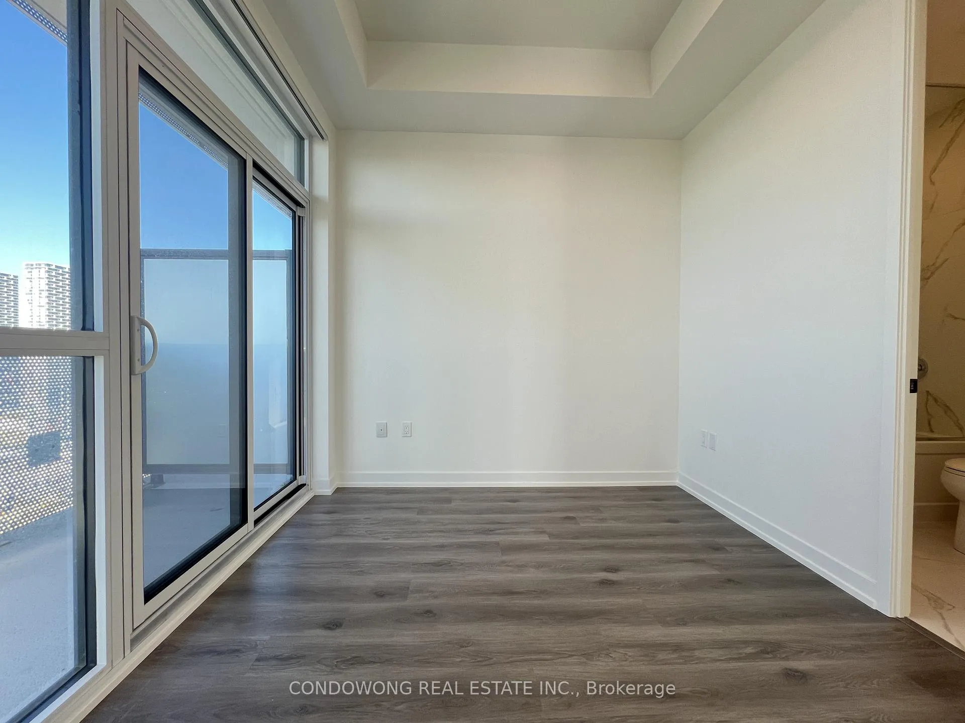 Photo 4 of Unit 3609, 225 Commerce Street, Vaughan, Vaughan Corporate Centre — HOMEH