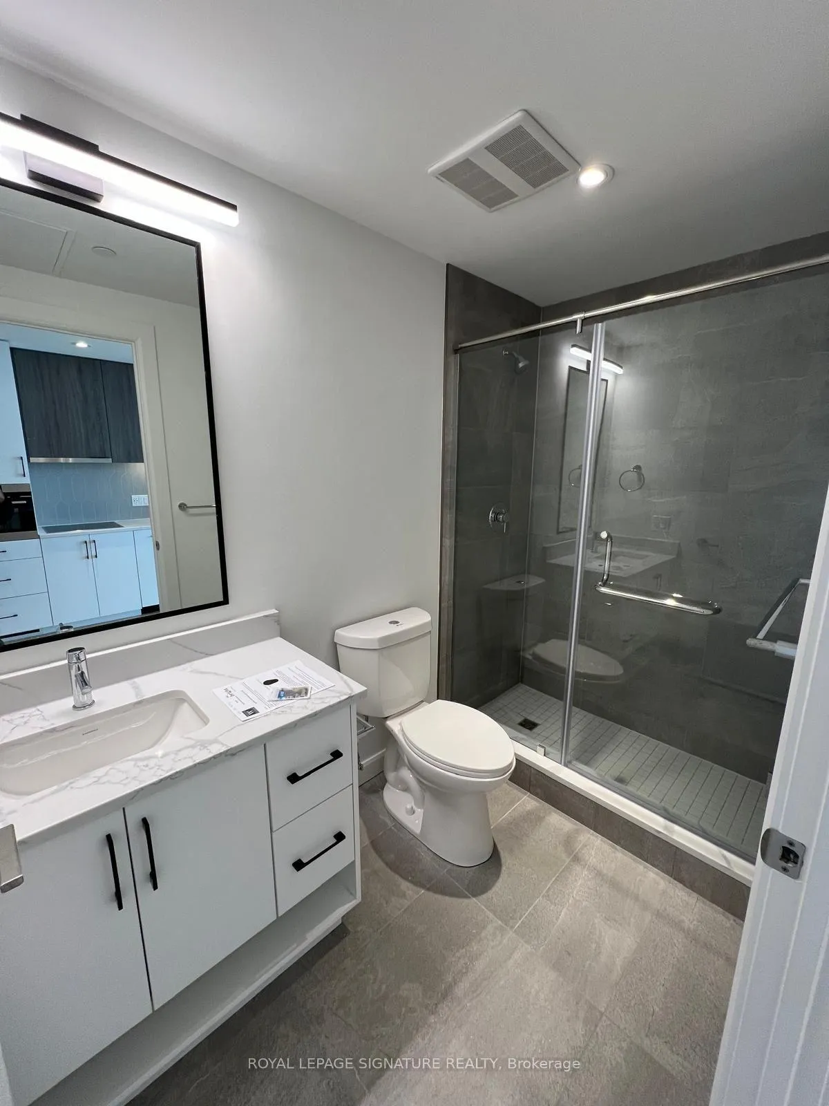 Photo 3 of Unit 1409, 741 King Street, Kitchener — HOMEH