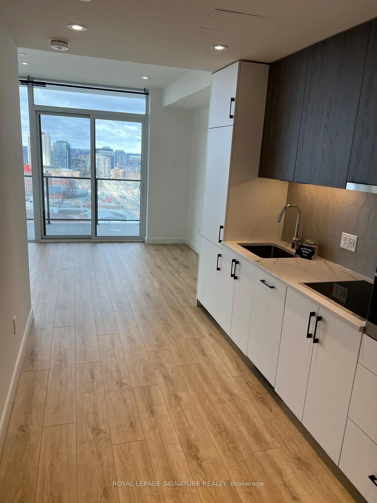 Photo 9 of Unit 1409, 741 King Street, Kitchener — HOMEH