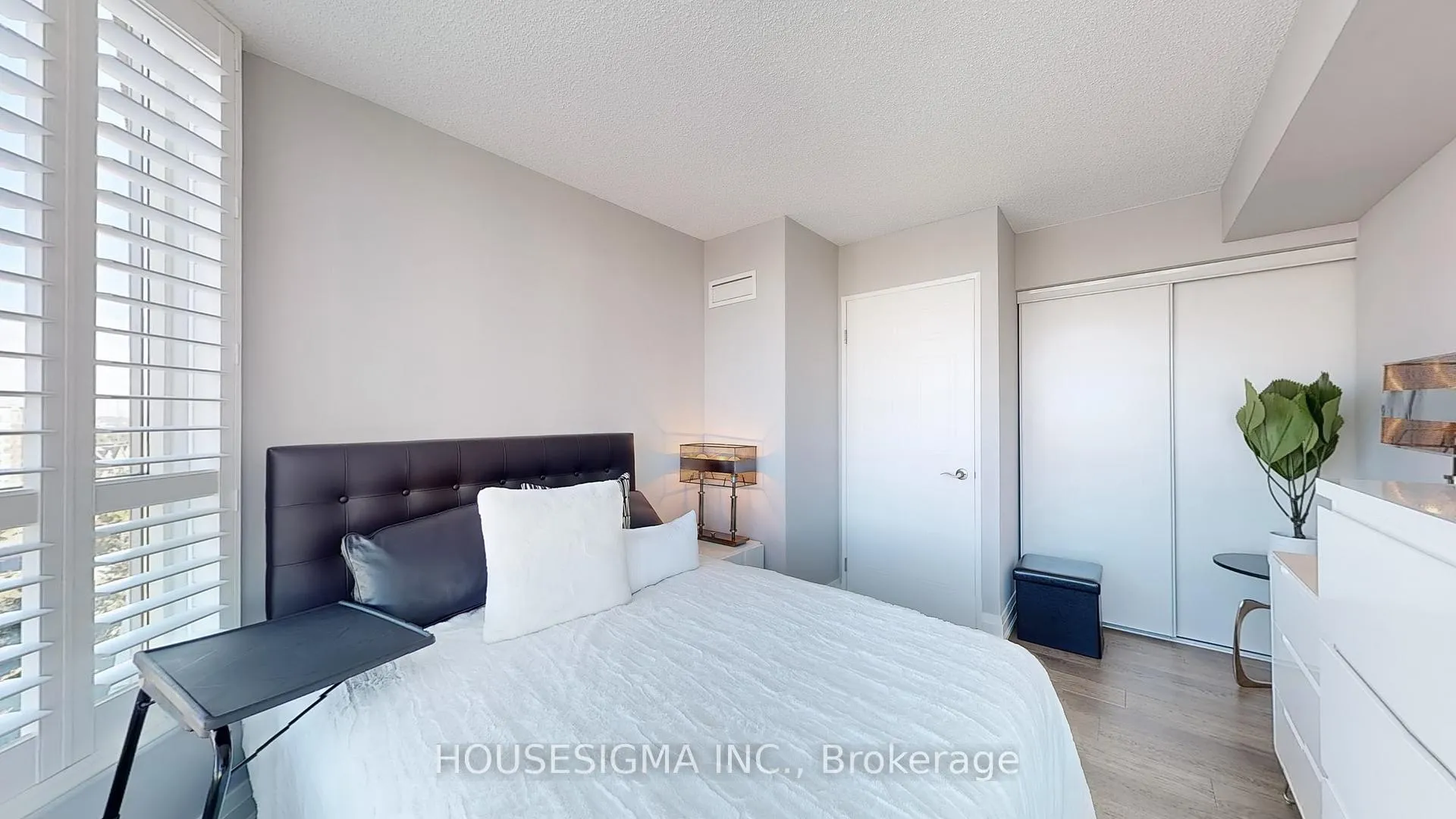 Photo 25 of Unit 832, 1880 Valley Farm Road, Pickering, Town Centre — HOMEH
