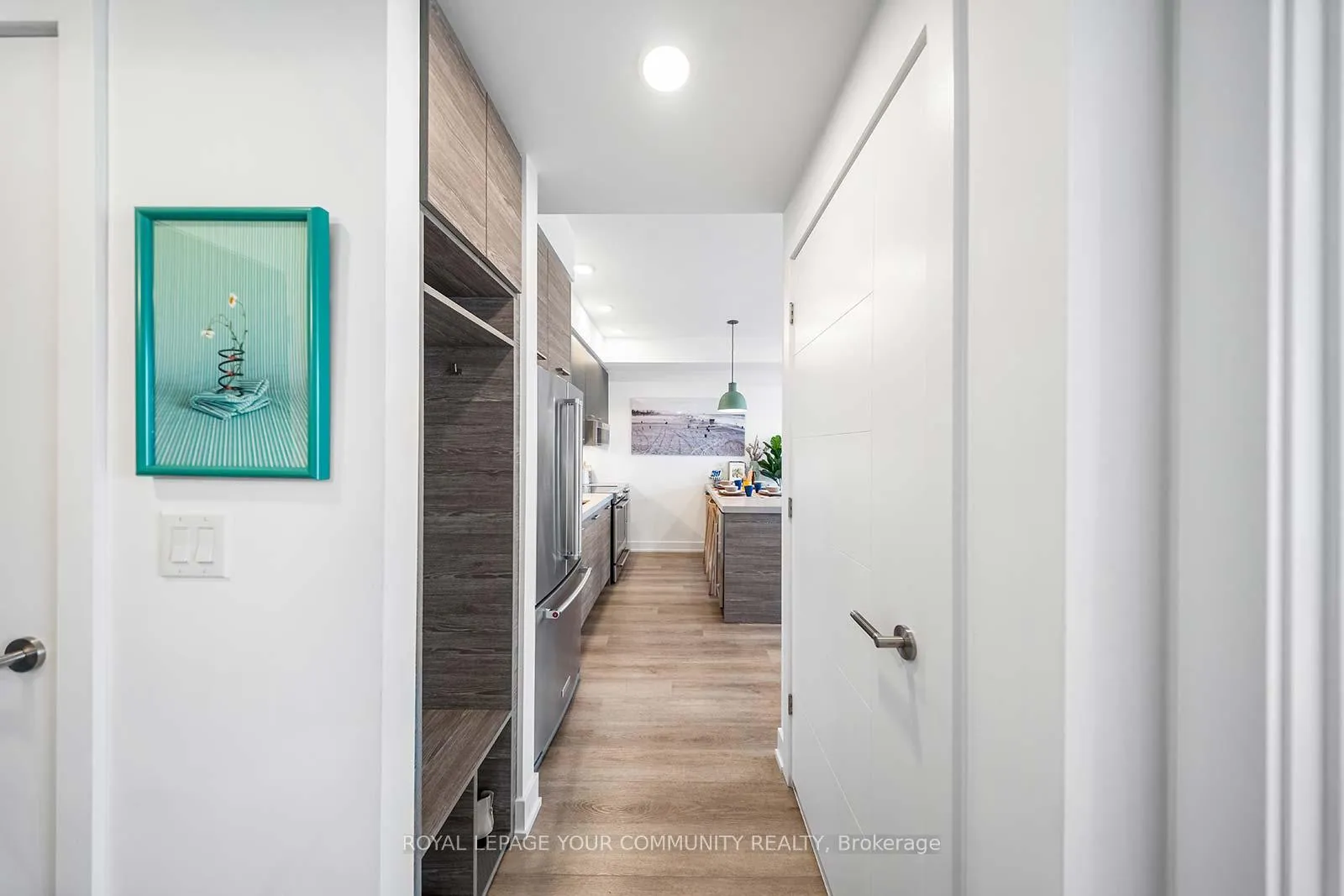 Photo 4 of Unit 1407, 484 Spadina Avenue, Toronto, University — HOMEH