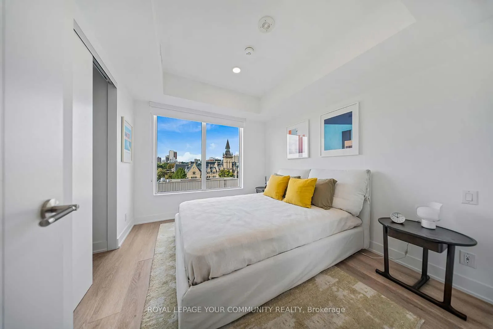 Photo 14 of Unit 1407, 484 Spadina Avenue, Toronto, University — HOMEH