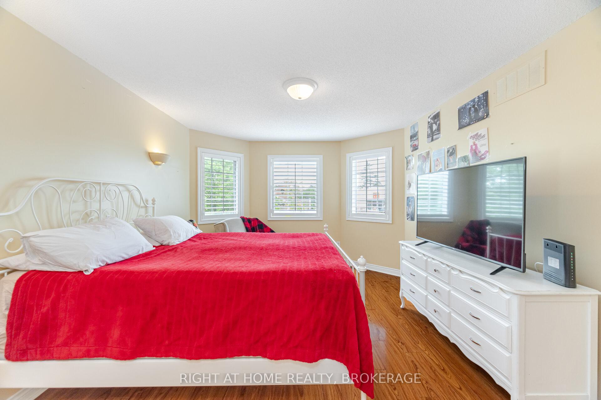 Photo 14 of 1473 Headon Road, Burlington, Palmer — HOMEH
