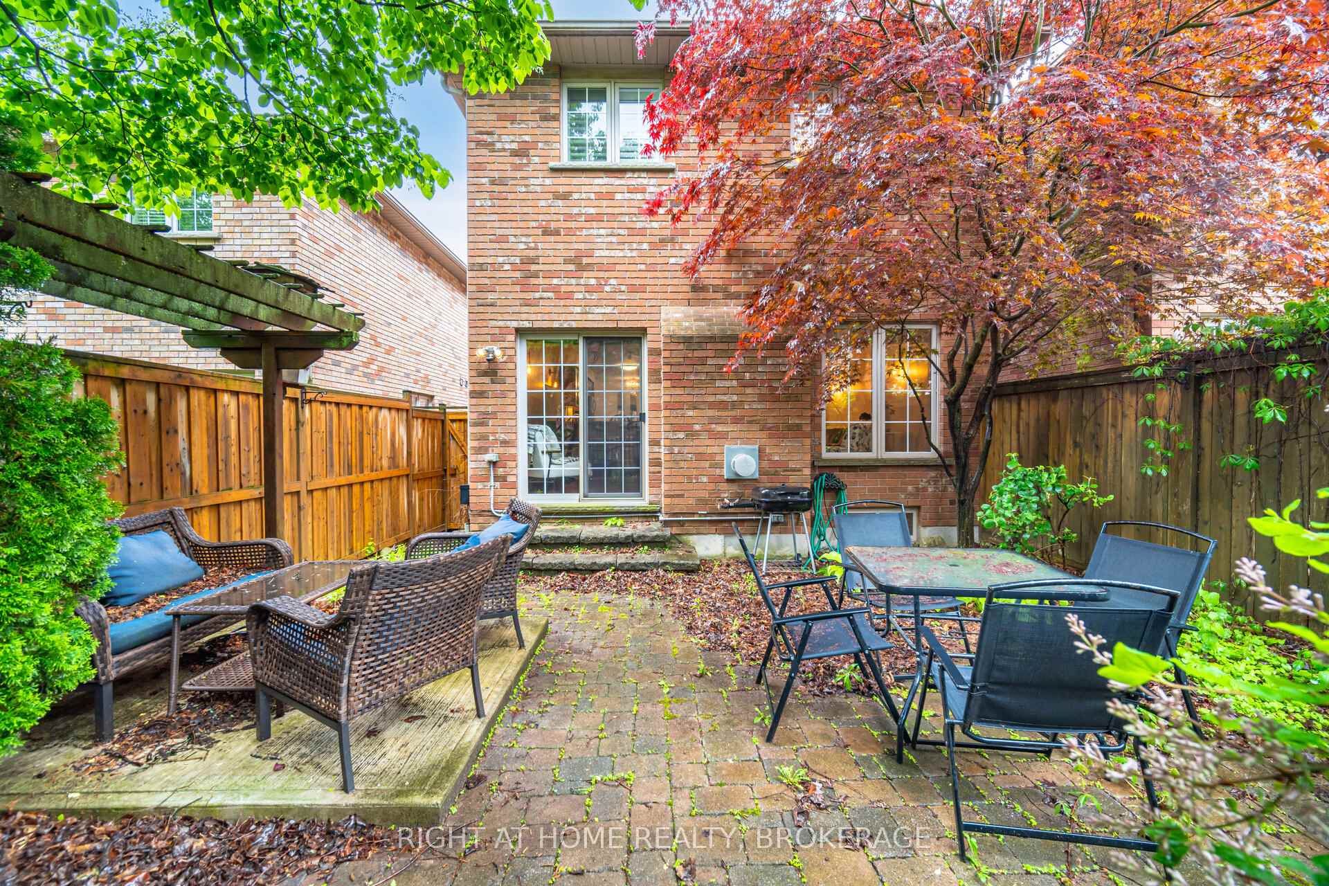 Photo 24 of 1473 Headon Road, Burlington, Palmer — HOMEH