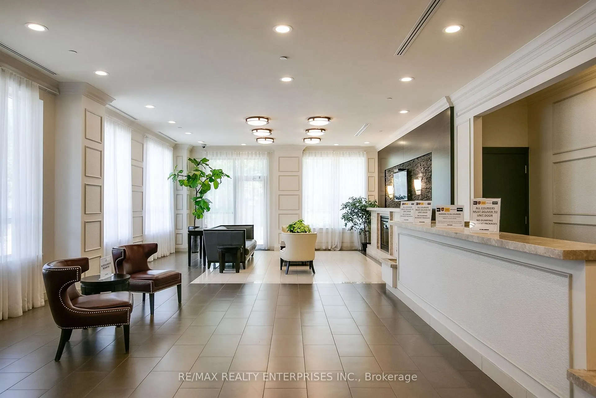 Photo 5 of Unit 411, 35 Saranac Boulevard, Toronto, Englemount-Lawrence — HOMEH