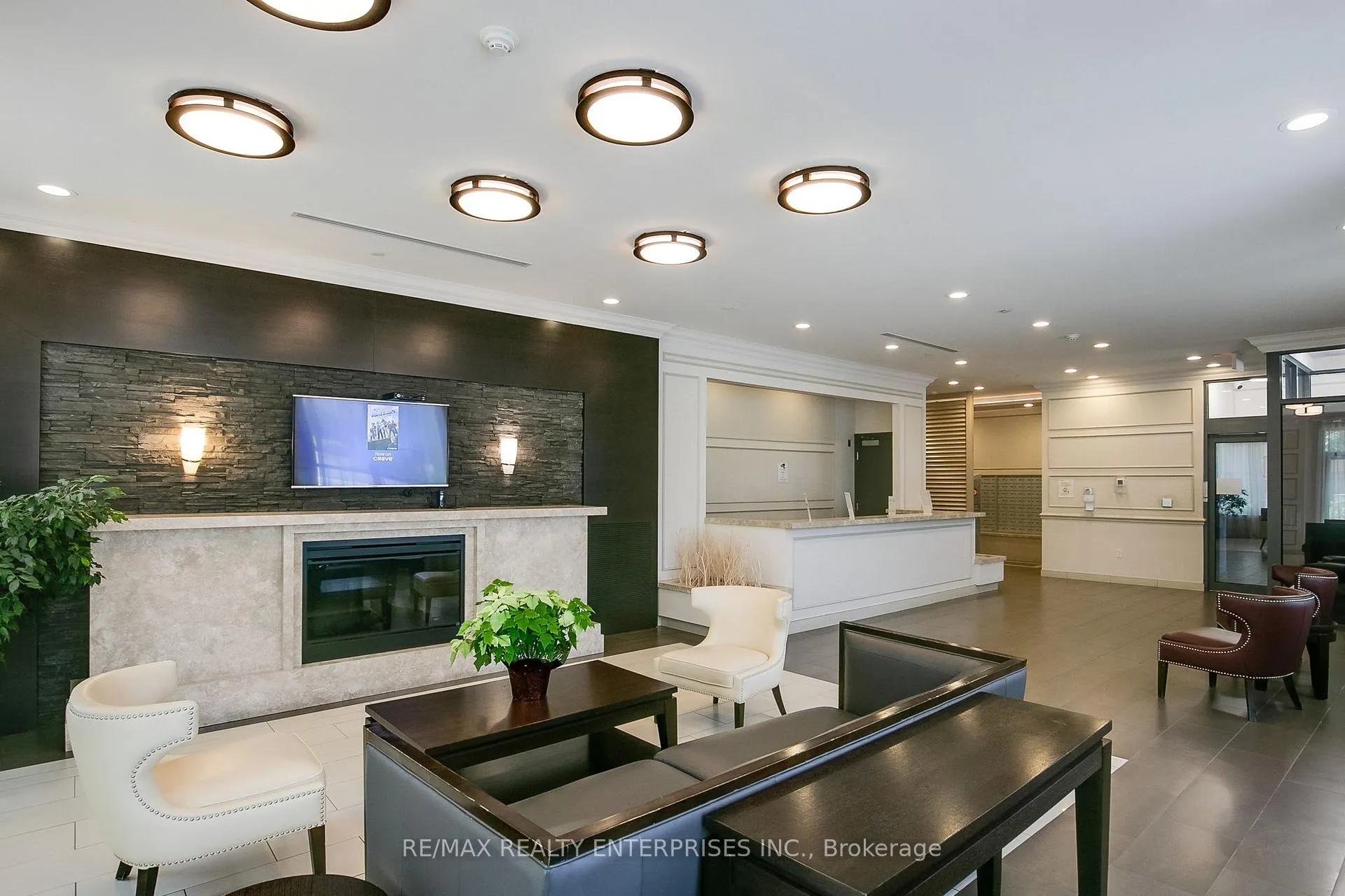 Photo 7 of Unit 411, 35 Saranac Boulevard, Toronto, Englemount-Lawrence — HOMEH