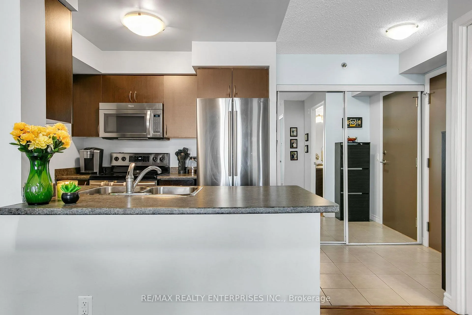 Photo 21 of Unit 411, 35 Saranac Boulevard, Toronto, Englemount-Lawrence — HOMEH
