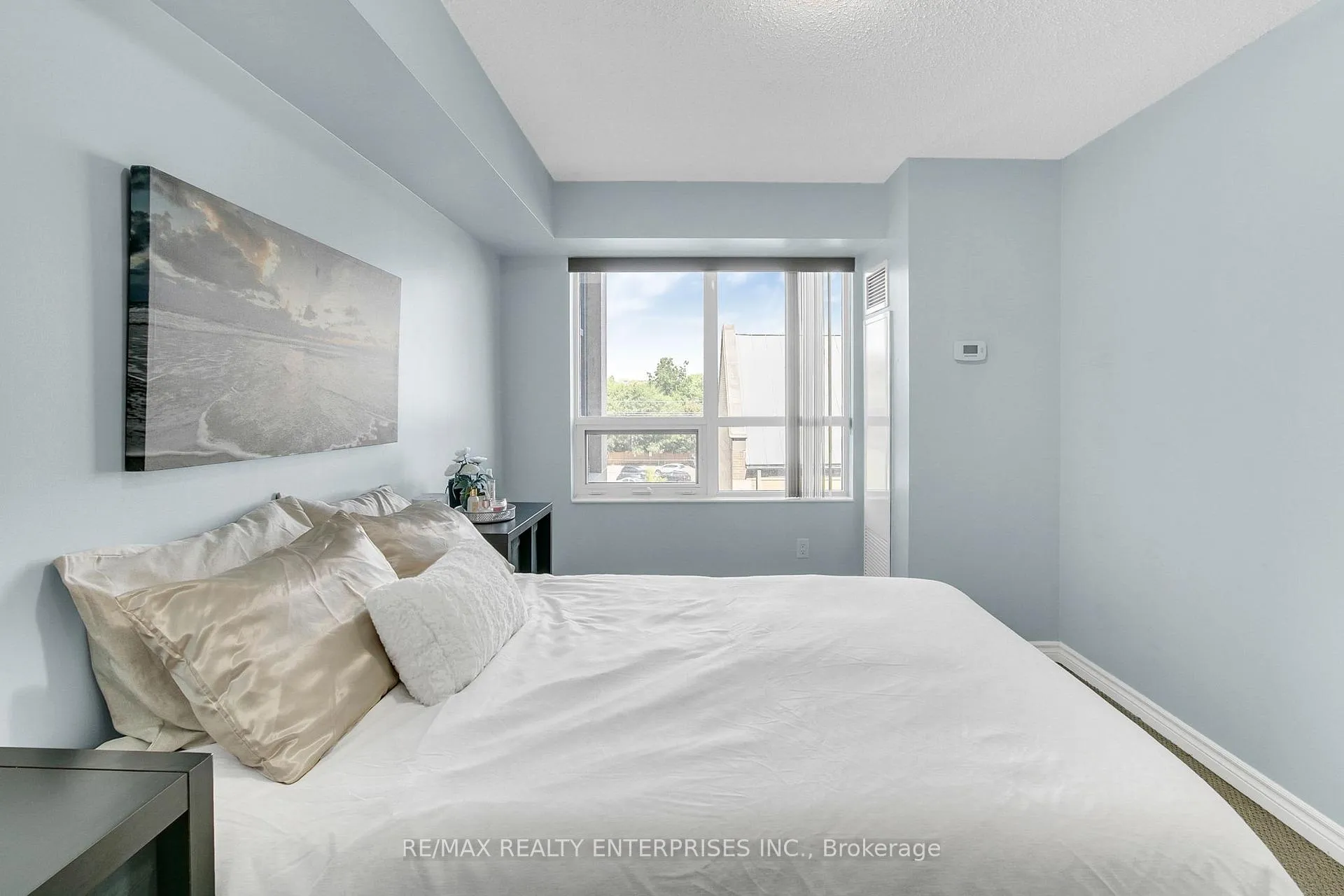 Photo 26 of Unit 411, 35 Saranac Boulevard, Toronto, Englemount-Lawrence — HOMEH