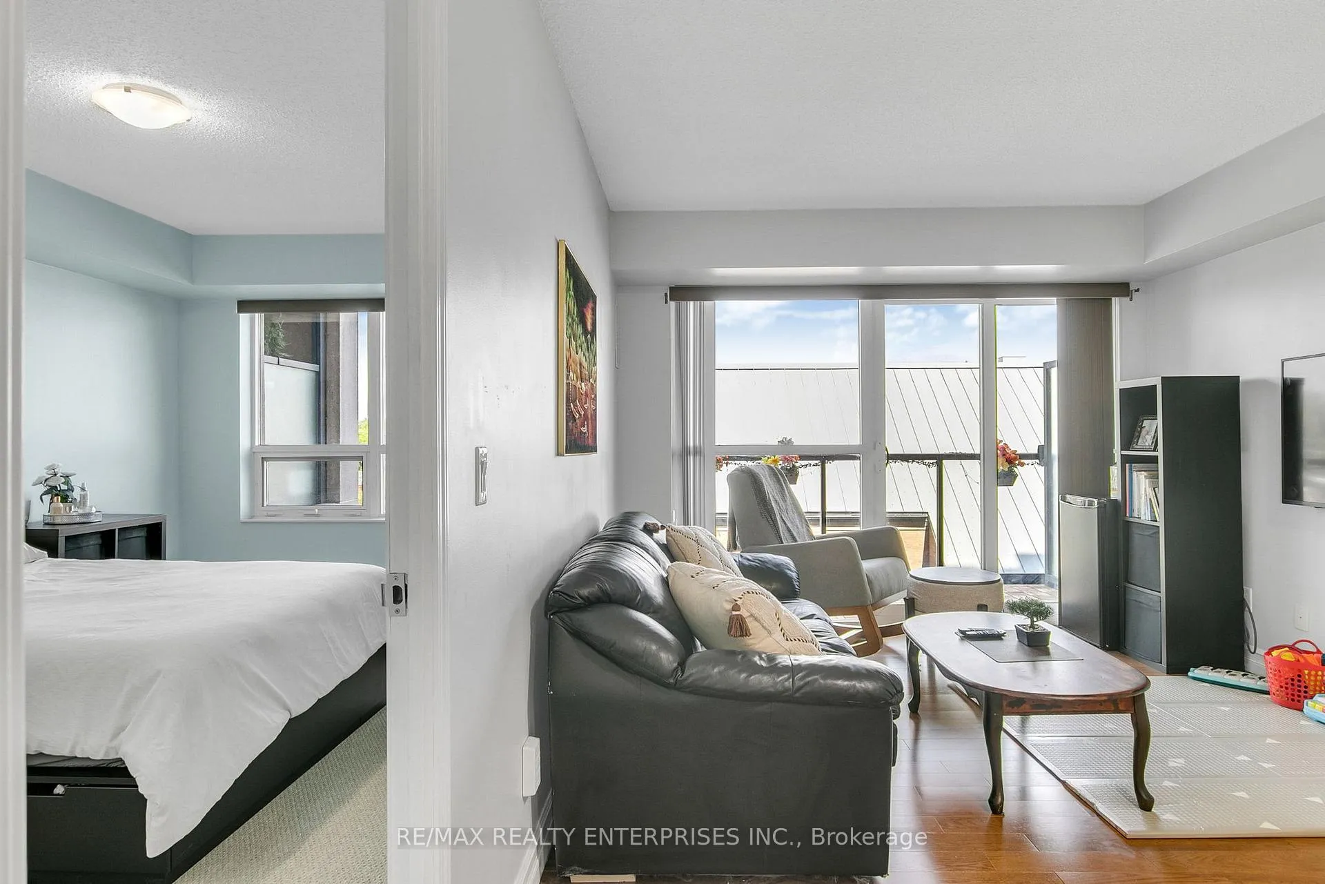 Photo 28 of Unit 411, 35 Saranac Boulevard, Toronto, Englemount-Lawrence — HOMEH