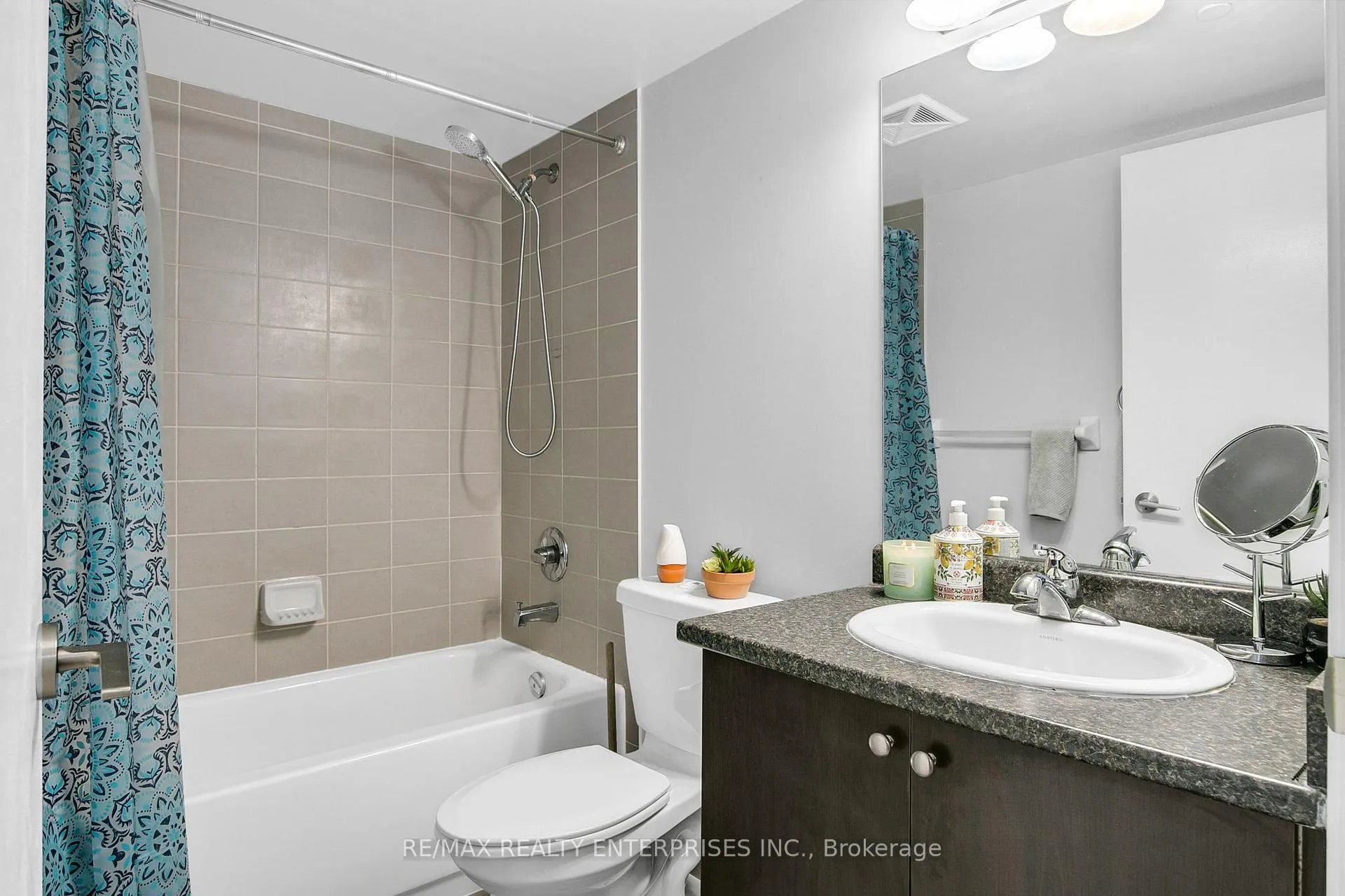 Photo 29 of Unit 411, 35 Saranac Boulevard, Toronto, Englemount-Lawrence — HOMEH