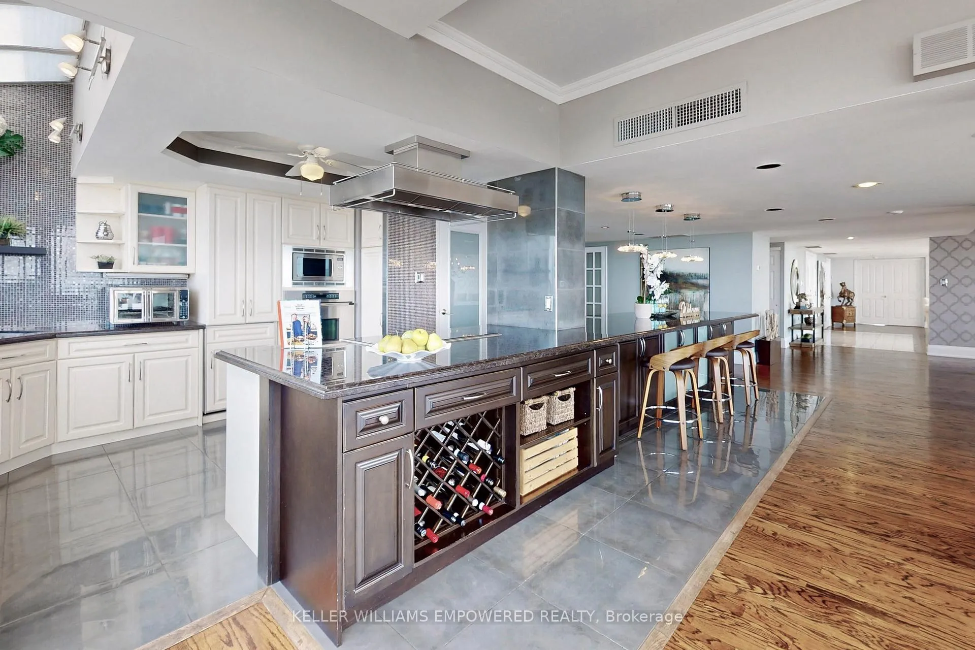 Photo 12 of Unit PH900, 45 Cumberland Lane, Ajax, South West — HOMEH