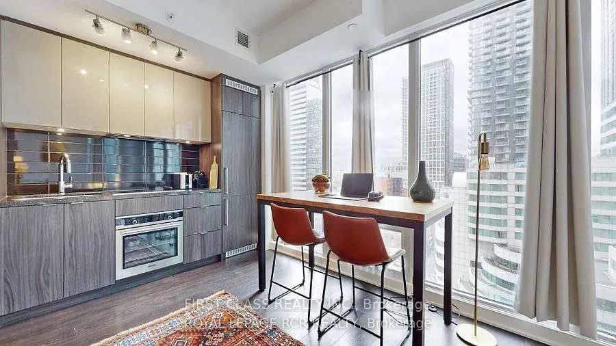 Photo 8 of Unit 2011, 115 Blue Jays Way, Toronto, Waterfront Communities — HOMEH