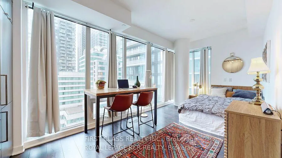 Photo 10 of Unit 2011, 115 Blue Jays Way, Toronto, Waterfront Communities — HOMEH