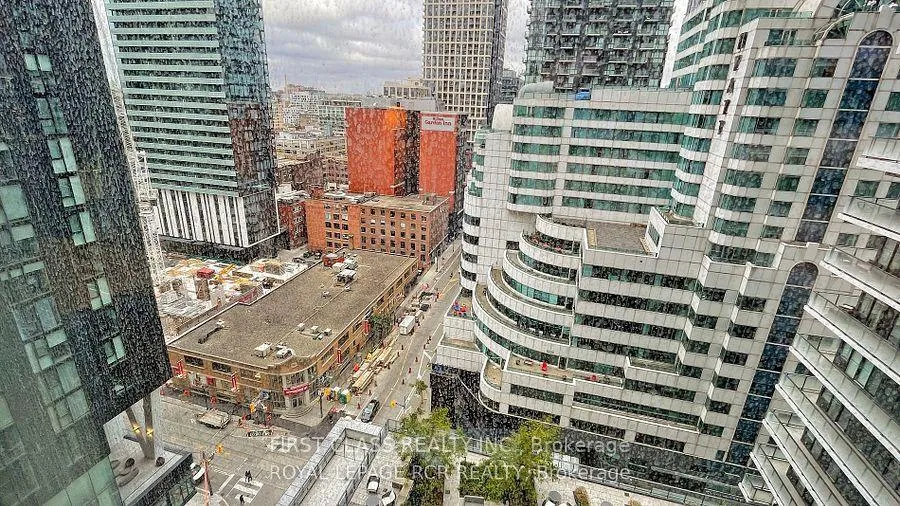 Photo 15 of Unit 2011, 115 Blue Jays Way, Toronto, Waterfront Communities — HOMEH