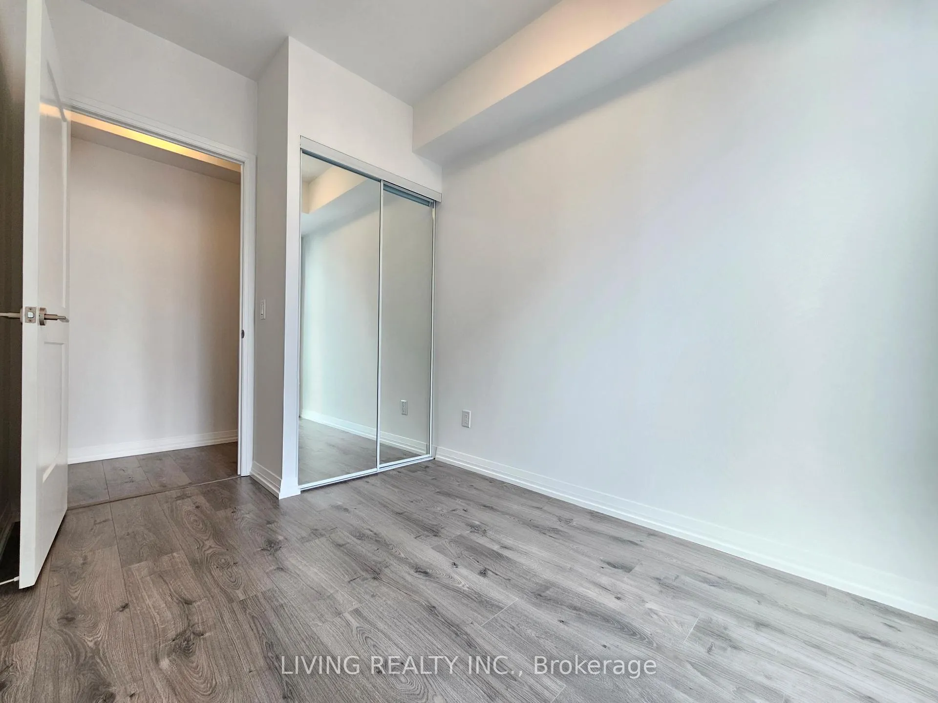 Photo 2 of Unit 3809, 8 Widmer Street, Toronto, Waterfront Communities — HOMEH