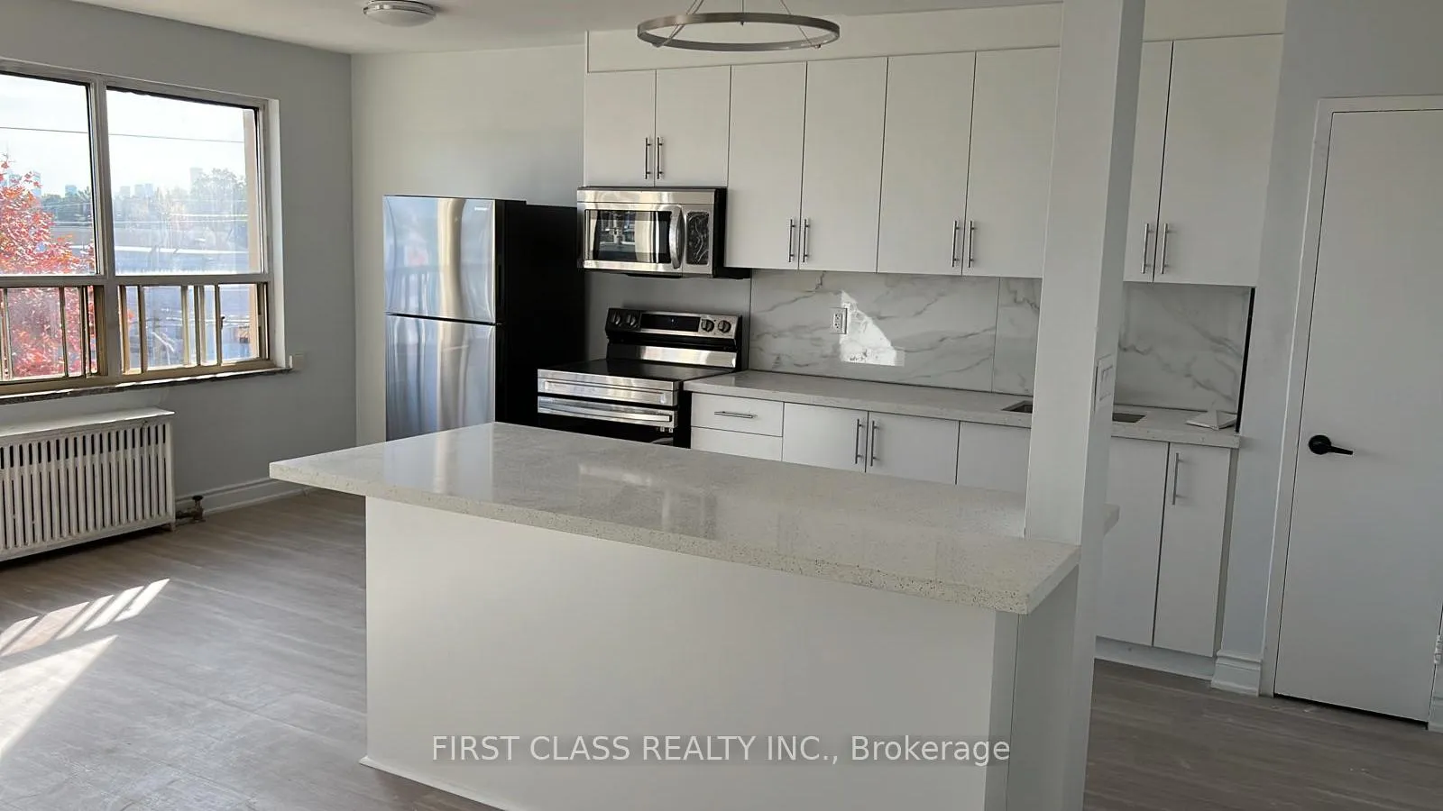 Photo 2 of Unit 107, 896 Eglinton Avenue E, Toronto, Leaside — HOMEH