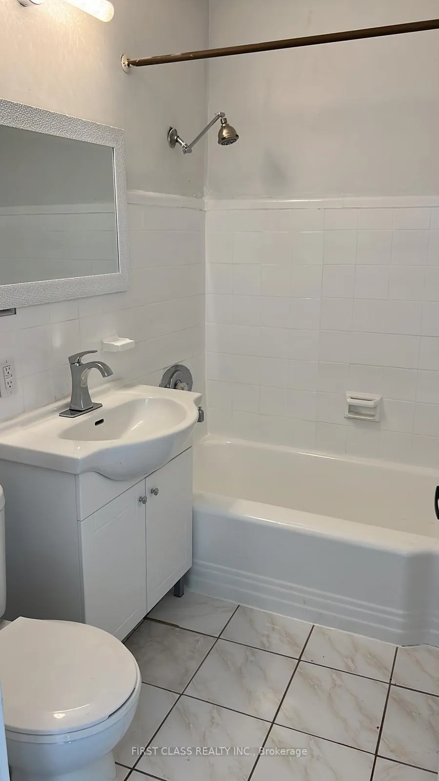 Photo 8 of Unit 107, 896 Eglinton Avenue E, Toronto, Leaside — HOMEH