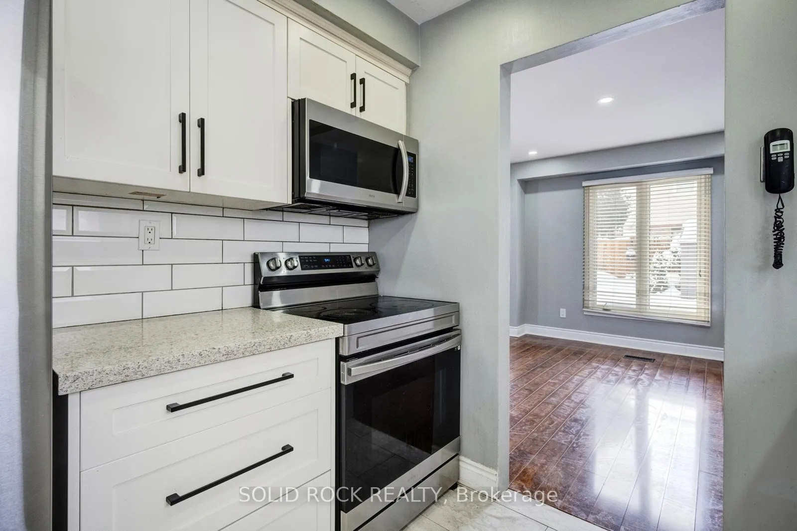 Photo 18 of 12 Torrance Wood, Brampton, Fletcher's West — HOMEH